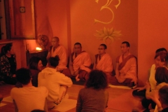 monaci-tibetani-sati